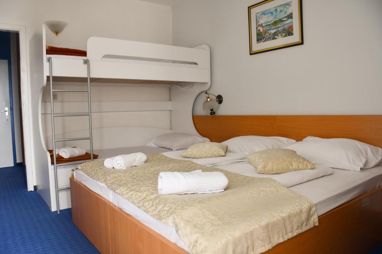 Hotel Sirena Hvar Hvar Town Eksteriør billede