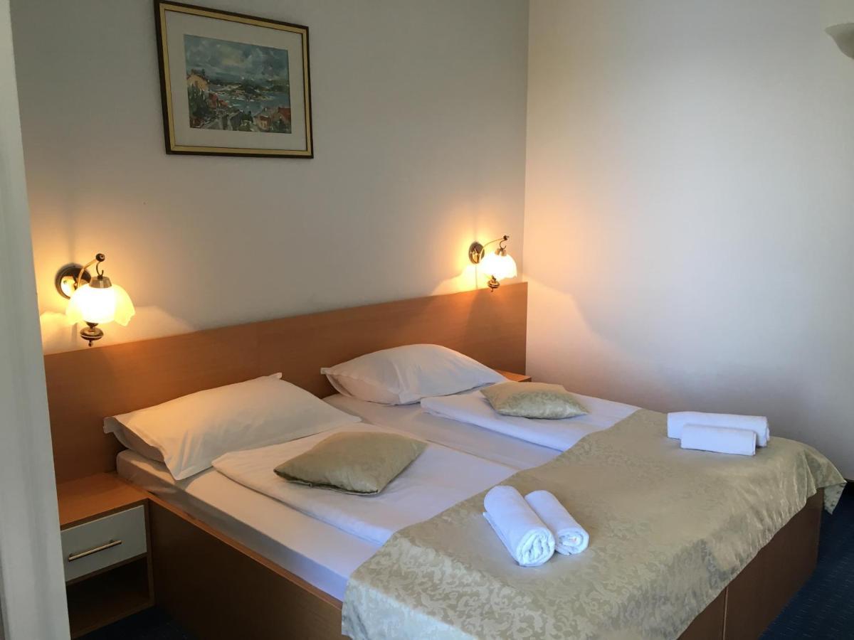 Hotel Sirena Hvar Hvar Town Eksteriør billede